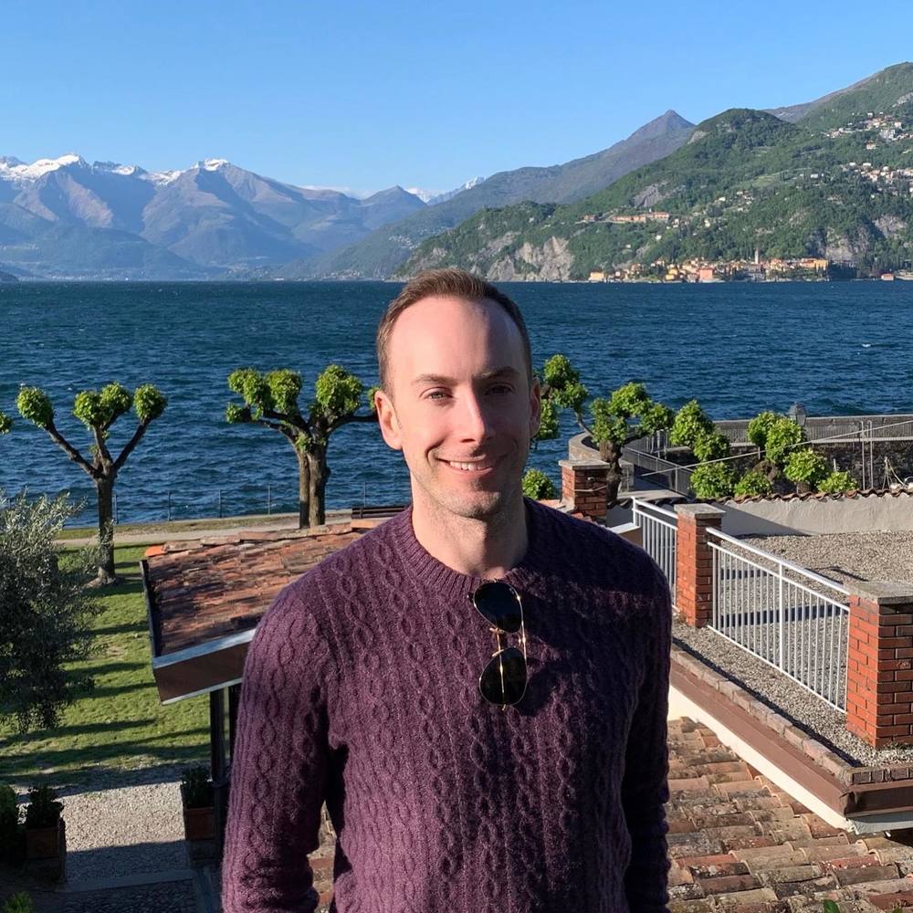 Meet your Posher, Lee